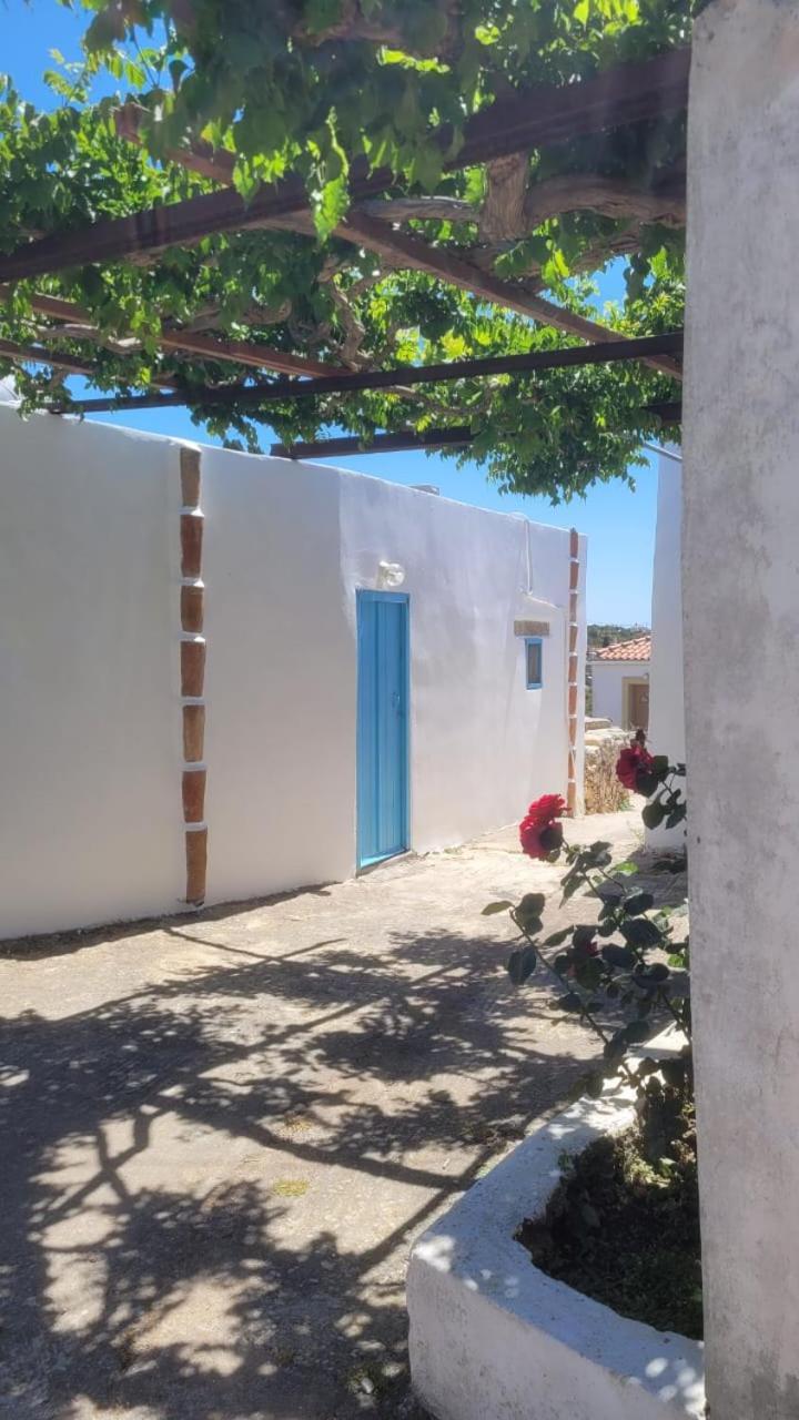 Fournos Aroniadika Kythira Town
